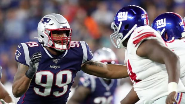 Former Colts-Patriots-Dolphins defensive lineman Byron Cowart has signed with the Bears.